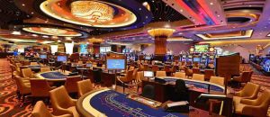 Titan King Resort and Casino có sân chơi đỏ đen rộng lớn