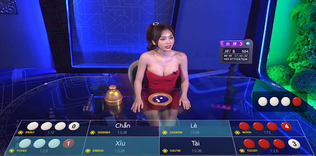 KUBET với đội ngũ Dealer tận tâm livestream hỗ trợ khách chơi