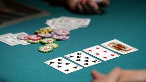 Poker manh nha xuất hiện ở Mỹ vào những năm đầu thế kỷ XIX